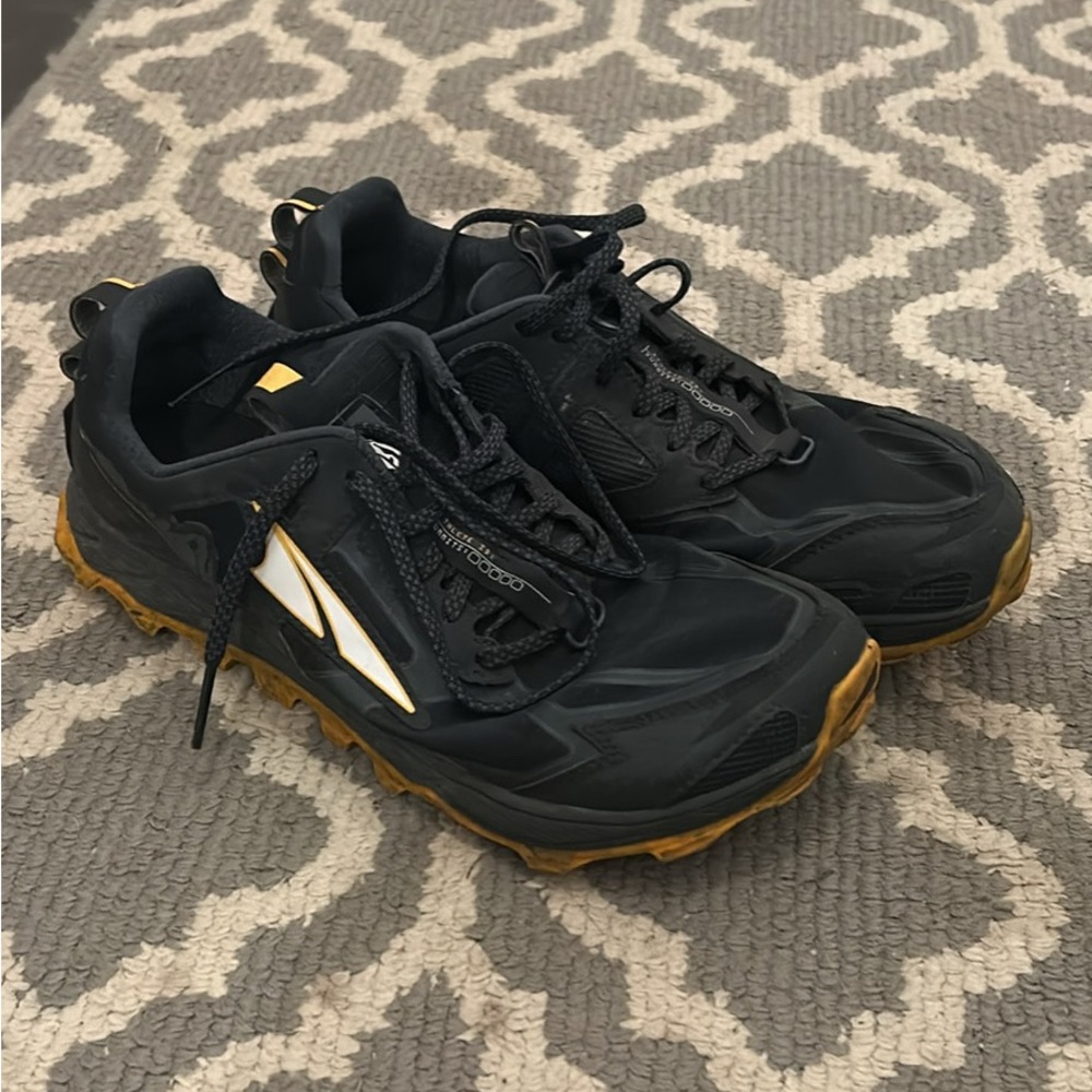 Stylish Black and Gold Men's Shoes